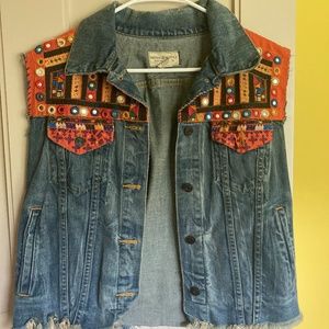 Vintage destroyed embellished vest 100% cotton L